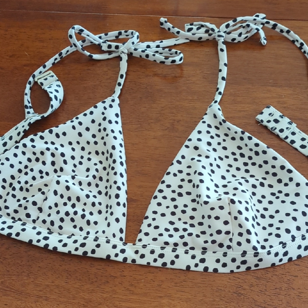 Old Navy Black and White Polka Dot Bikini Top